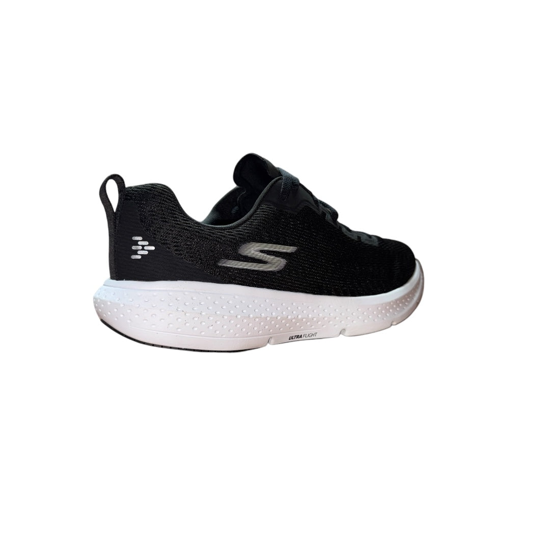 SKECHERS GO RUN SUPERSONIC 246031/BKW